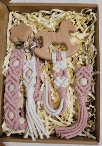 Zestaw rodzinny makrama konik